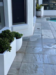Linea Planter